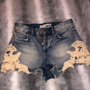 ⭐️NEW WITHOUT TAGS⭐️ Top Shop Shorts